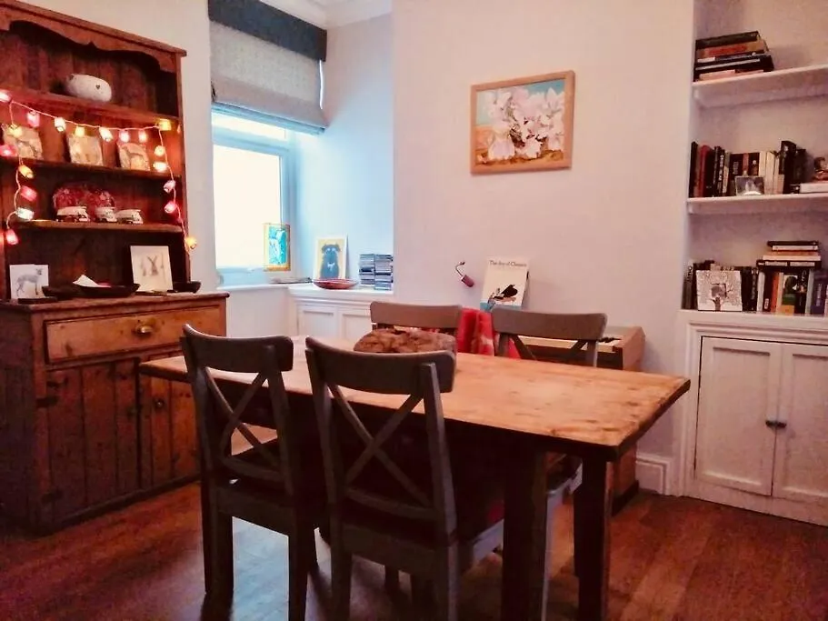 Cosy Roath Home Near The Park Cardiff United Kingdom
