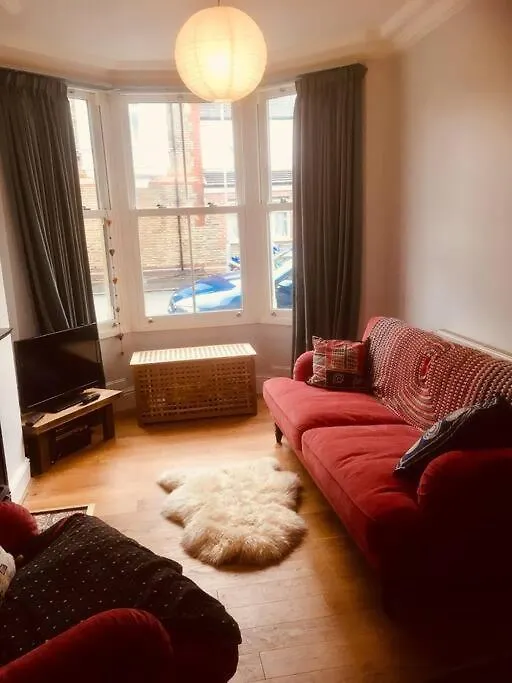 Cosy Roath Home Near The Park Cardiff United Kingdom